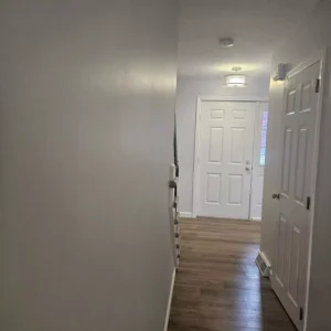 Can You Paint Oil Based Paint On Top Of Latex?