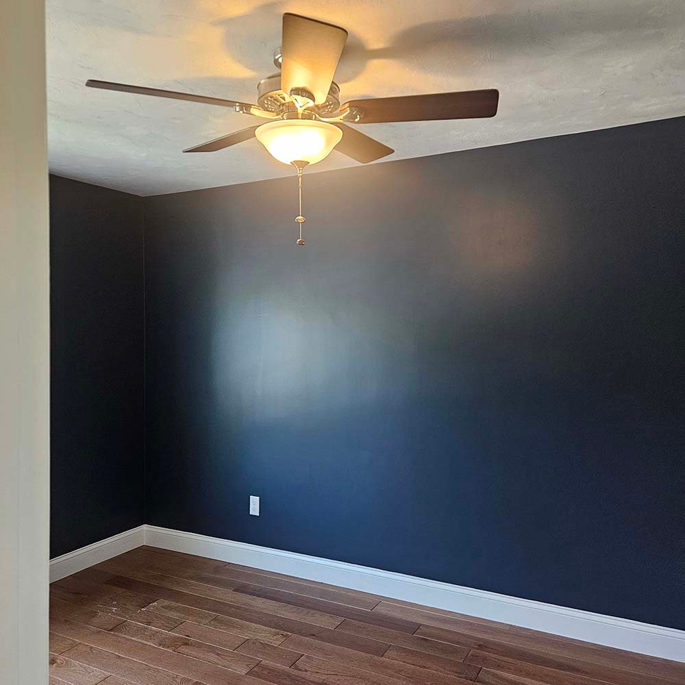 What Black Goes Well with Accessible Beige Sherwin Williams