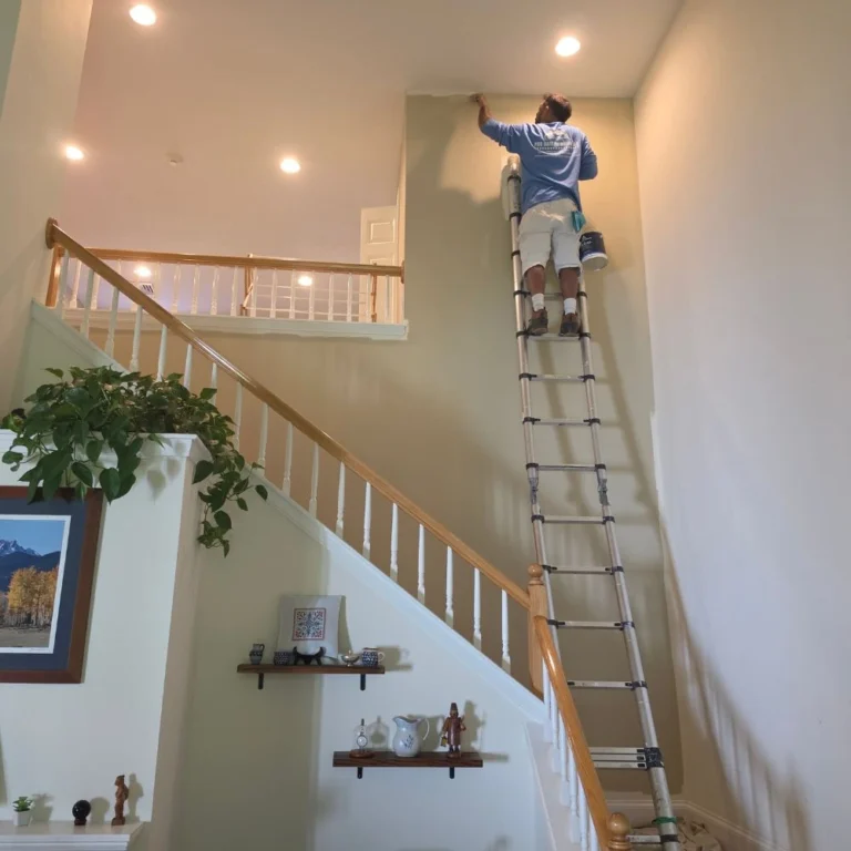 Best Paint Brush for Cutting In Walls, Ceilings and Trim